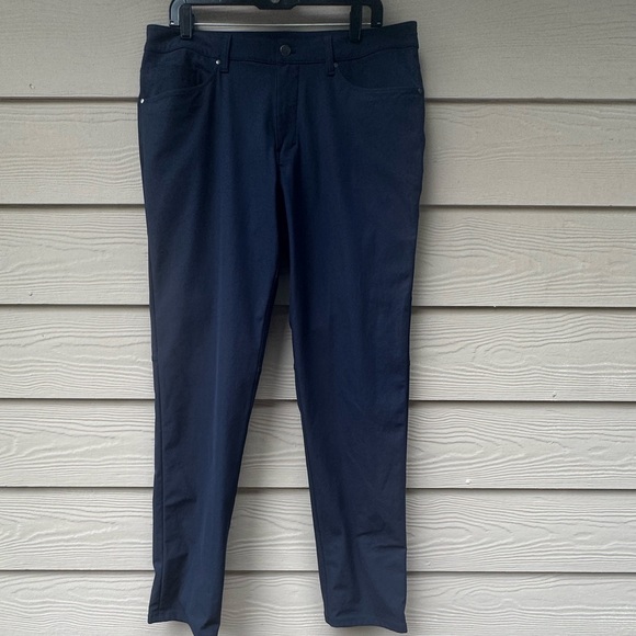 Lululemon Men’s ABC Classic Fit Navy Blue Pants